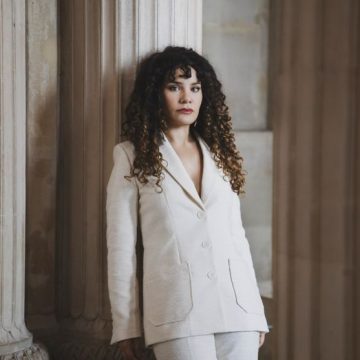 255cf676-db1c-4b34-883a-1760fbbc002d Tamara Bounazou : Une Ascension Lyrique