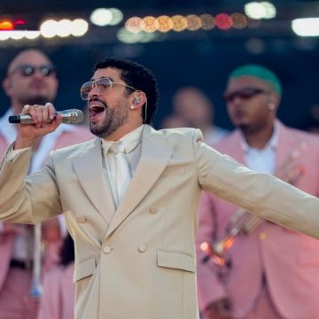 Le pape Léon XIV rencontre Bad Bunny au stade Bernabéu