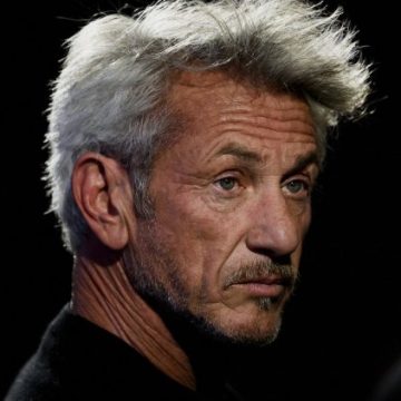 28e6b430-3f9d-4019-b8dd-de5d6a98fc6d Sean Penn et son aversion pour les selfies et les cérémonies