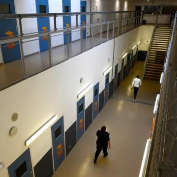 Un incident tragique à la prison des Baumettes met en lumière la surpopulation carcérale en France
