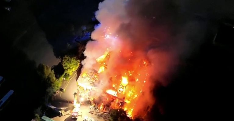 2b8b4267-b4cf-4f33-b9cb-18212d0c0414 Un incendie détruit l’entrepôt Emmaüs à Esvres-sur-Indre