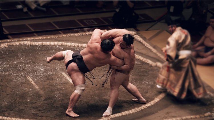 2c6a4b20-aaa3-43cd-9152-a3edcaece7cc Le tournoi de sumo revient à Paris après 30 ans