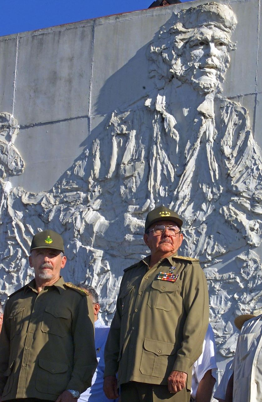 2ce936dd-a8b9-4aff-936c-69cbf51b6c00 La vie de Ramiro Valdés, figure historique de la révolution cubaine