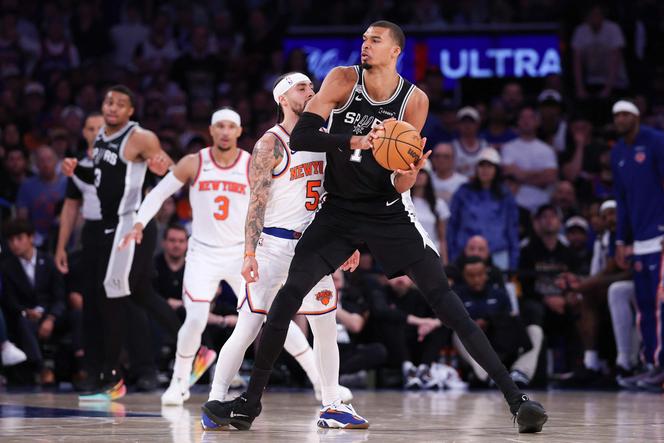 2d56c756-5d19-4341-8385-926d643034b3 Les tensions au Madison Square Garden lors des finales NBA