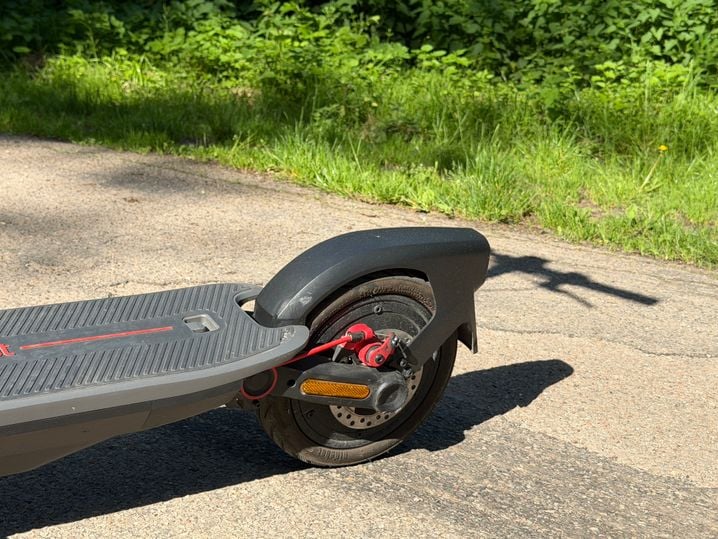 304d5142-7c5b-4259-8452-6eea4ece6872 Test de la nouvelle Ninebot F3 Pro E de Segway