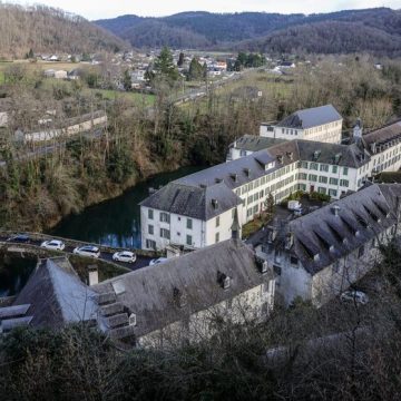  Bétharram va fermer ses portes Violences à Notre-Dame de Bétharram : Un Appel Réformateur