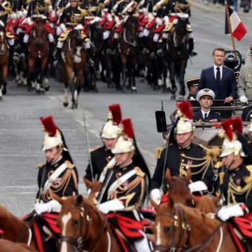Le défilé du 14-Juillet à Paris reste conforme malgré l’incertitude météorologique
