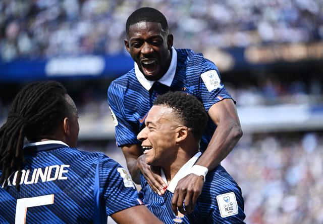 4b1e2f97-5beb-4617-ab97-0994482eed08 Les Bleus triomphent contre le Sénégal lors de la Coupe du monde