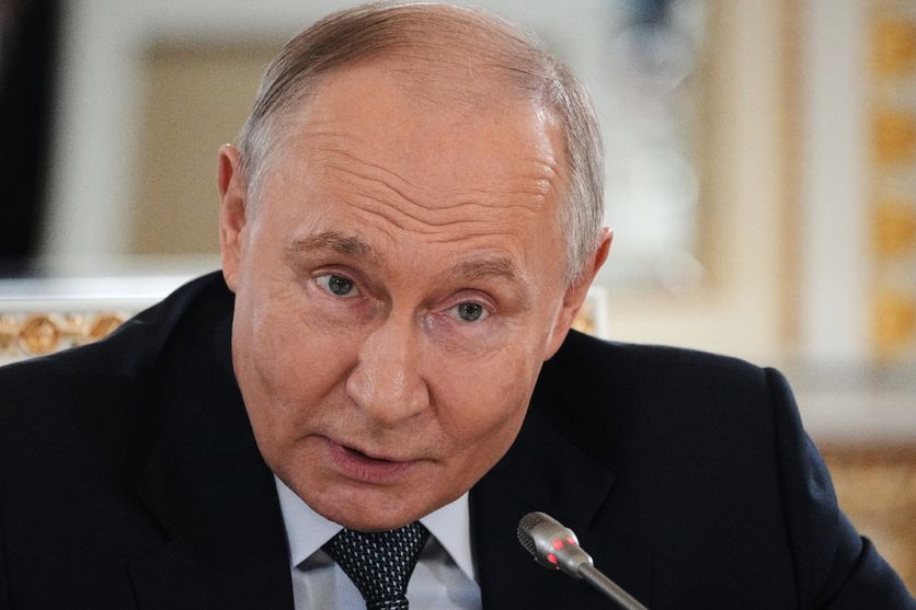 4b524646-8e7a-48ac-a958-5d376ff211c1 Zelensky propose une rencontre directe avec Poutine