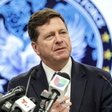 Donald Trump choisit Jay Clayton pour diriger les services de renseignement