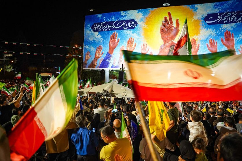 Israel-US Strike Iran: Iranian Pro-Government Rally L’accord de paix entre l’Iran et les États-Unis