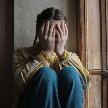 5a92148b-064c-4baf-aae8-728c46a38643 Comprendre et Agir contre les Violences Enfantines