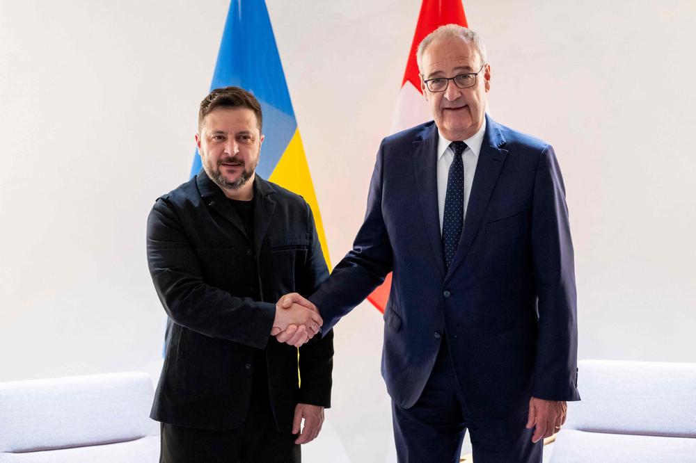 5cace5b3-daf2-467c-99f9-66b838b675aa Le conflit russo-ukrainien et les discussions internationales