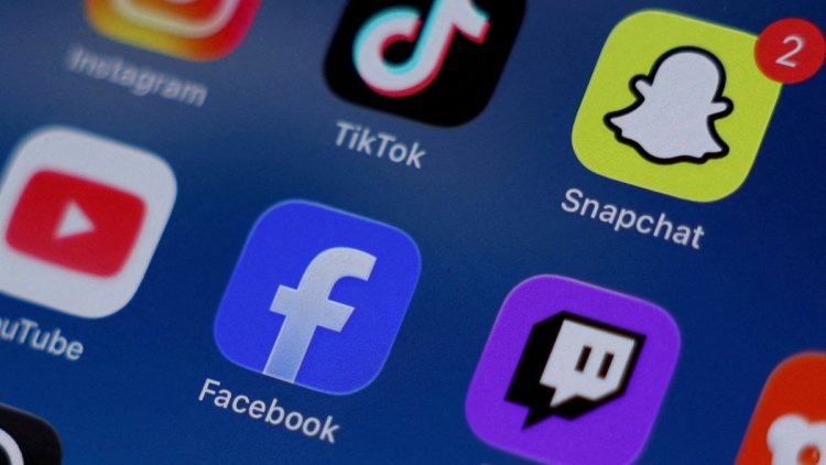 5dde0dc2-ec42-41dc-bc66-8aa3e9676ae6 Les réseaux sociaux prennent le pas sur les médias traditionnels pour s’informer