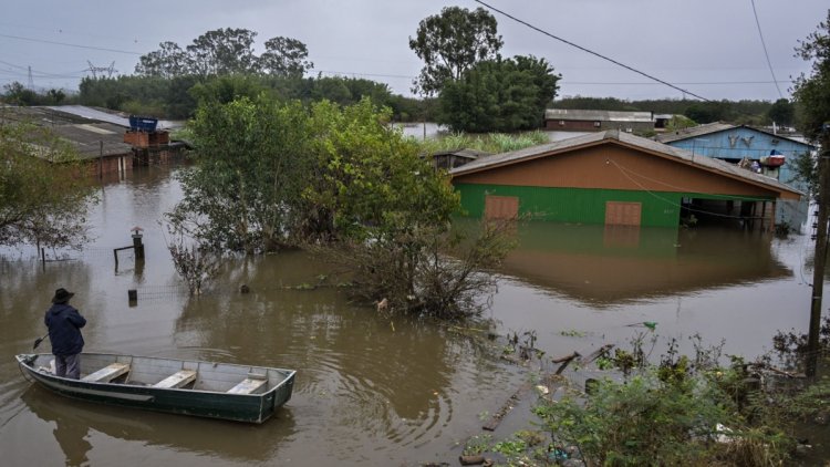 5e6074ff-ba04-4120-99ea-a7e0b1715d00 Impact du “Super El Niño” sur le climat mondial