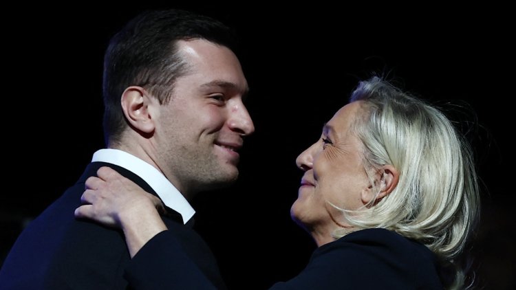 6491ca6f-4c99-4133-b93f-42358c01bf33 Marine Le Pen et Jordan Bardella : Stratégies et Désaccords En Campagne Présidentielle