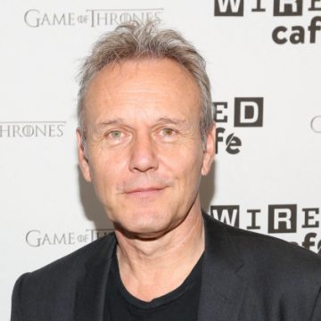 Décès d’Anthony Head, acteur emblématique de la télévision