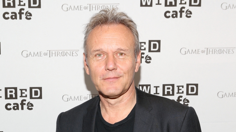 65a0eb03-9d38-440f-8579-f56361037504 Décès d’Anthony Head, acteur emblématique de la télévision