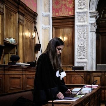 74ed1098-8452-4889-8e29-28197e8e0e56 Condamnation et aveux au procès de Lyon
