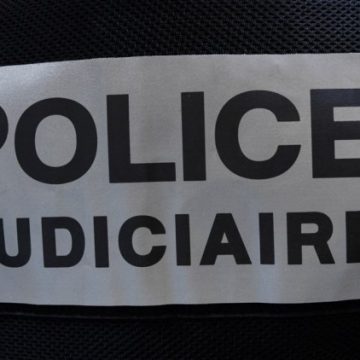Un homme accusé du meurtre de sa mère à Nantes