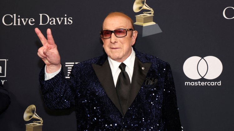 8233ec58-a538-4532-ade4-33b9d5afeba4 Clive Davis : Un monuments de l’industrie musicale