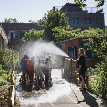 Ecole élémentaire Charles Hermite Lutte contre la chaleur en France : Mesures prises pour les plus vulnérables