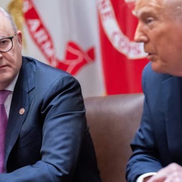 8fb07b39-20c0-4c7d-80f2-f9741a2f4c2e Trump et Albanese en désaccord sur les droits de douane liés au travail forcé
