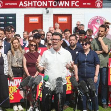 90bd7f76-9ff1-4897-93a1-07f645f53643 La montée en puissance d’Andy Burnham