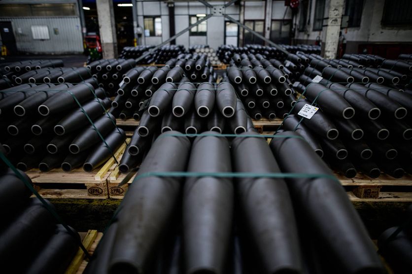 Production dec corps d'obus: L'usine des Forges de tarbes - Europlasma Group. Défis budgétaires pour l’armée française dans un contexte de tensions en Europe