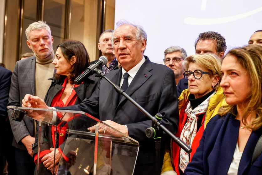 Municipales 2026 François Bayrou fait son discours au pavillon des arts aprés sa défaite François Bayrou et l’Avenir du Mouvement Démocrate après la Défaite Municipale