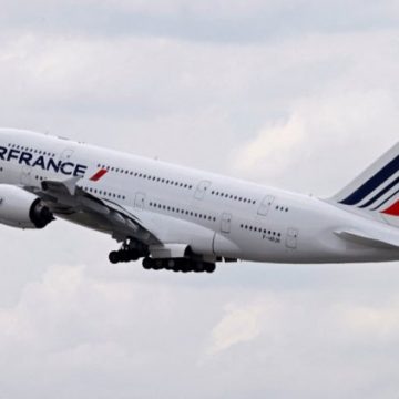 Mesures d’isolement pour les cas contacts du médecin atteint d’Ebola en France