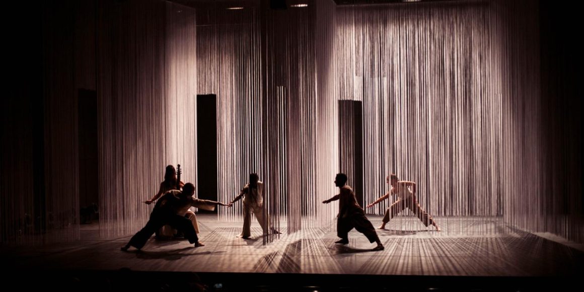 L’influence des danses traditionnelles dans les spectacles contemporains