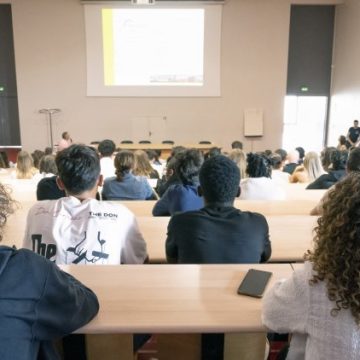 a232b6a7-e27a-4d1c-8d3a-3950e4b4db05 L’intelligence artificielle s’invite dans les cours au lycée