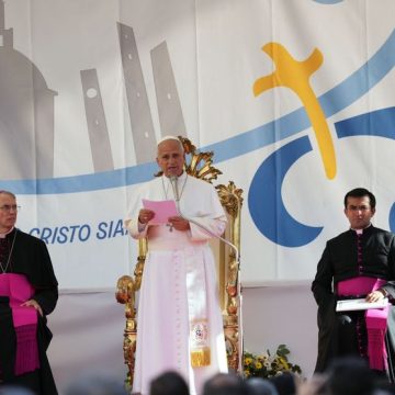 Le discours du pape Léon XIV à Pavie sur la préservation des communautés chrétiennes