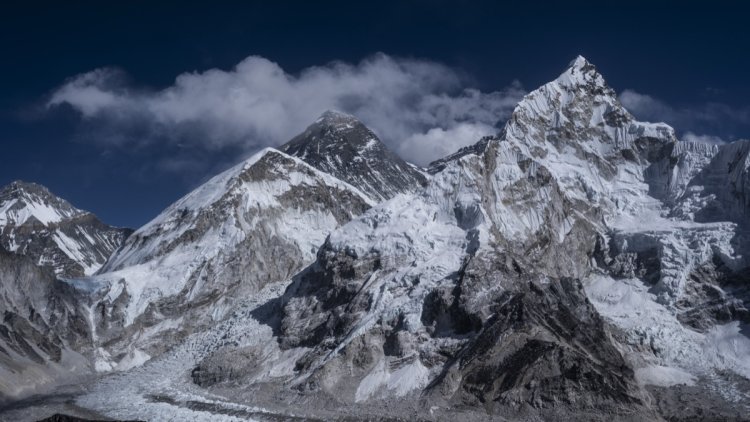 afdcb7f9-54bc-4dfe-80c0-e54cc1442448 Les autorités indiennes et le rapatriement de Green Boots sur l’Everest
