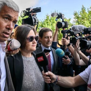 Incendie à Crans-Montana: Nouvelles Inculpations pour les Propriétaires du Bar