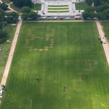 b94f21b7-50a3-4eee-a118-37676f91edff Les chiffres “86 47” sur la pelouse du National Mall : enquête et controverses