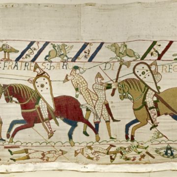 be7dbe75-73b8-4a41-b26b-c952404c156d La Tapisserie de Bayeux exposée au British Museum : un déplacement sous haute surveillance