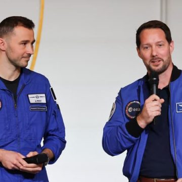 Emmanuel Macron annonce un partenariat spatial avec Vast Space comprenant deux Français pour des missions en 2027