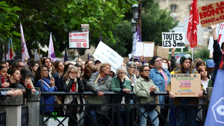ca837366-8e8d-4cc4-8cde-464b8ef7858c Manifestations en France contre les dysfonctionnements de la justice dans les affaires de violences sexuelles