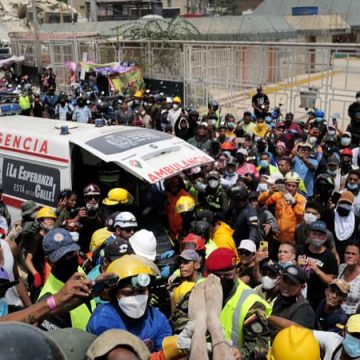 cee29316-02ea-4d61-ab24-da41dc600135 Secours miraculeux après le séisme au Venezuela