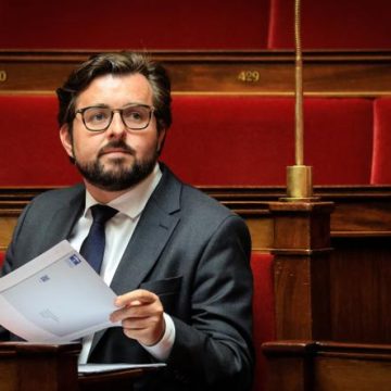 d27455e5-f584-4503-93b4-af41afe5f4f0 Les Propositions des Députés Socialistes pour Prévenir un Blocage Budgétaire en 2027