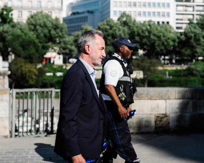 d5bdf196-374b-49fd-abd0-345d157b48d1 Suspensions et audit sur la gestion du périscolaire à Paris