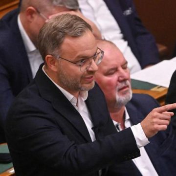 d7781e5f-186c-4714-866e-333abee53100 Le groupe de réflexion MCC Bruxelles face à une crise financière