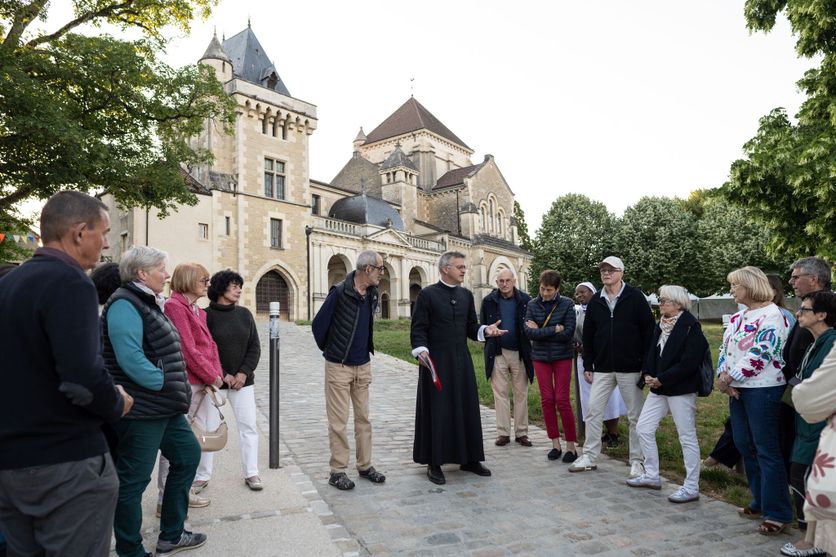 La maison natale de Saint-Bernard La maison natale de saint Bernard à Fontaine-lès-Dijon : Un projet de restauration ambitieux