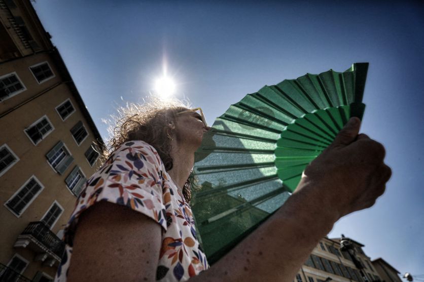 CANICULE A NICE Impacte de la Canicule sur la Mortalité Féminine