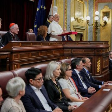 Spain Pope Le Discours Historique du Pape Léon XIV au Parlement Espagnol