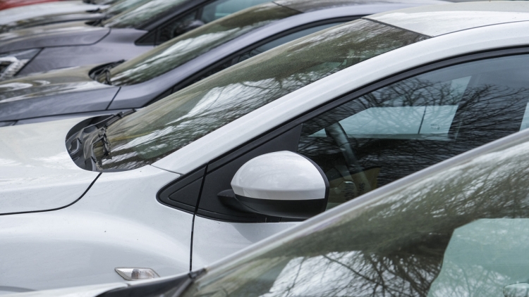 e22216be-ac0f-467b-89ea-767920dd9cc0 Les tendances tarifaires des voitures neuves en France de 2019 à 2025
