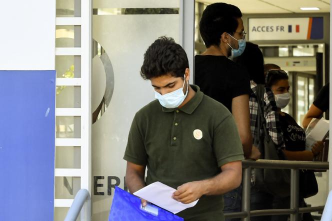 eb8a1c6b-77d2-4830-ae5f-e8d2b097cd1a Les Rendez-vous de Visa en Tunisie : Un Marché Noir en Plein Essor