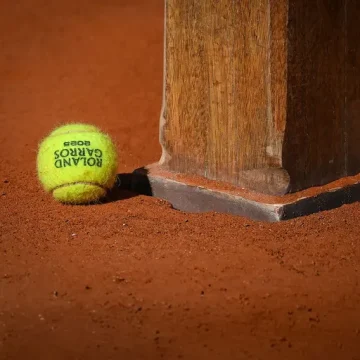 f336fff1-9b3c-4e07-874c-cdeec63a54c6 Les Coulisses de Roland-Garros 2025